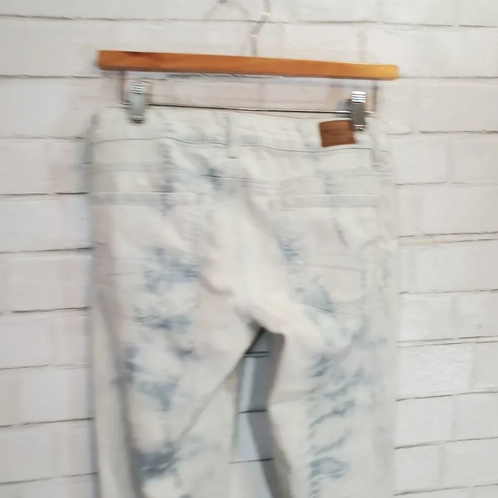 AEO distressed style jeggings‎